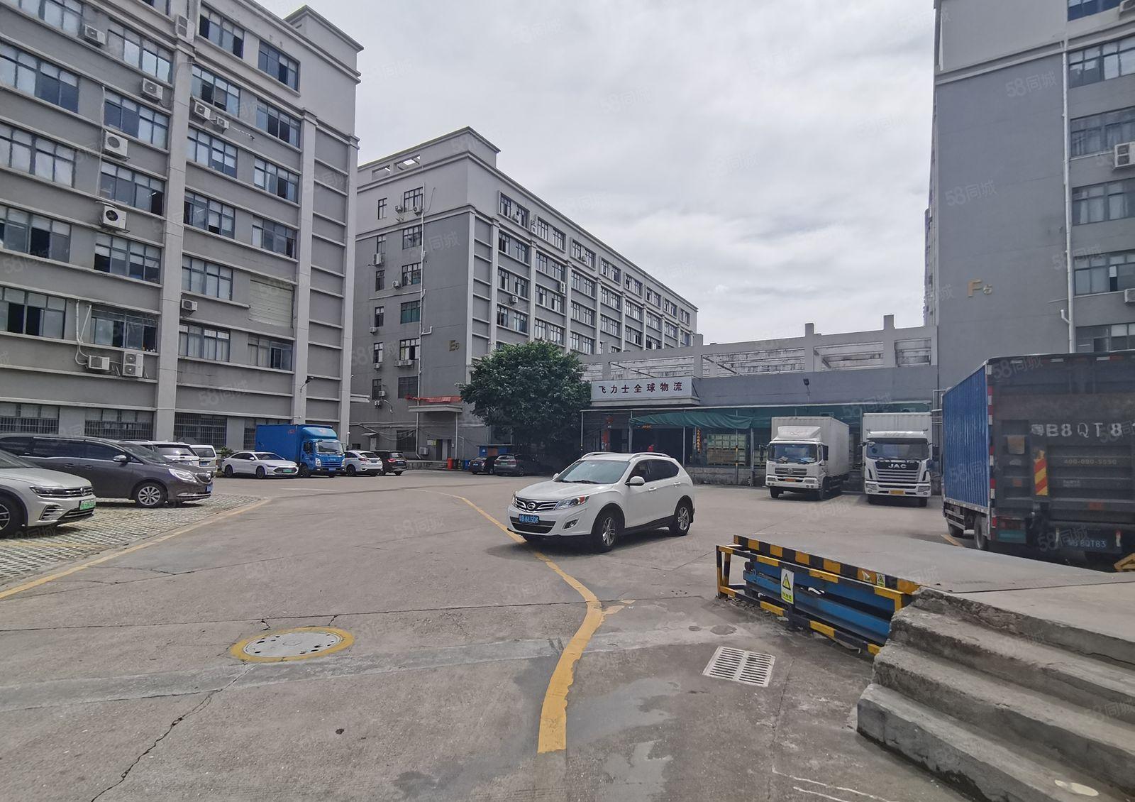 横岗六约工业园厂房10000平出租，带现成流水线可分租有红本