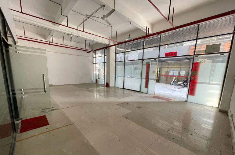 近高速！坂银出口！坂田地铁口一楼290平600平带办公室装修