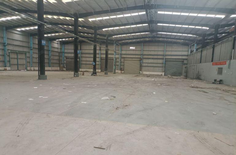 龙岗坪地原房东独栋钢构滴水8米高带办公室现成出租空地大