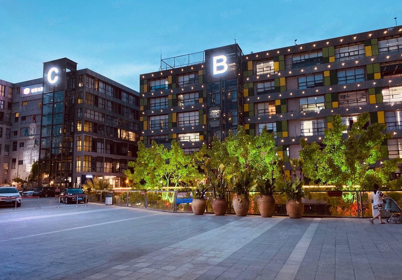 特价直租！横岗地铁口文创园217.5平出租可享受政府各项补贴