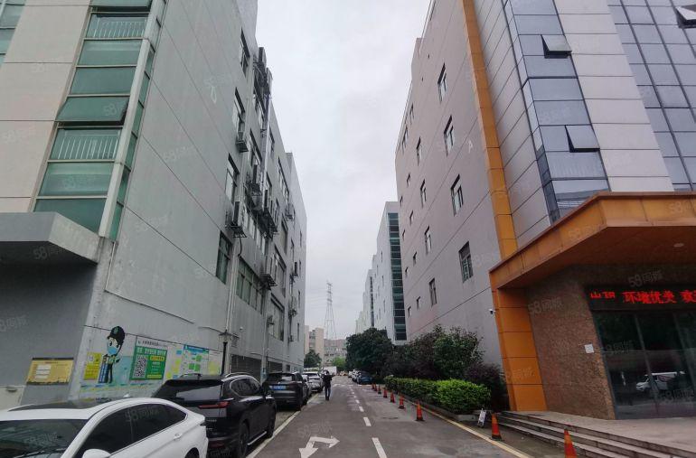 深圳龙岗龙城国际1000平标准厂房低价出租原房东精装修