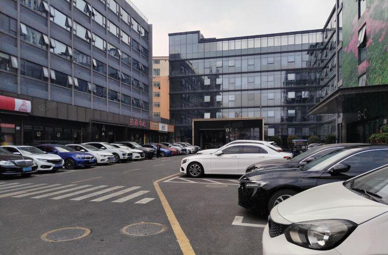 横岗塘坑地铁口电商园楼上500平带3间办公室厂房出租 可分租