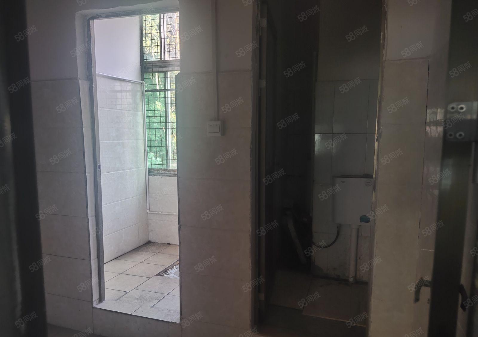 真实图片精装修爱联嶂背工业区一二楼厂房100平方至378平方