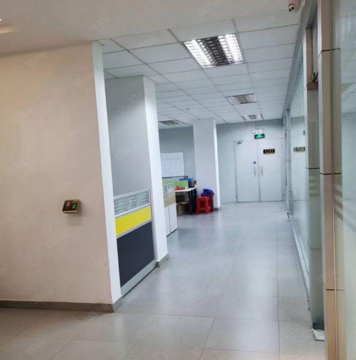 龙岗爱联嶂背路一楼300楼上1000可整可分租带装修