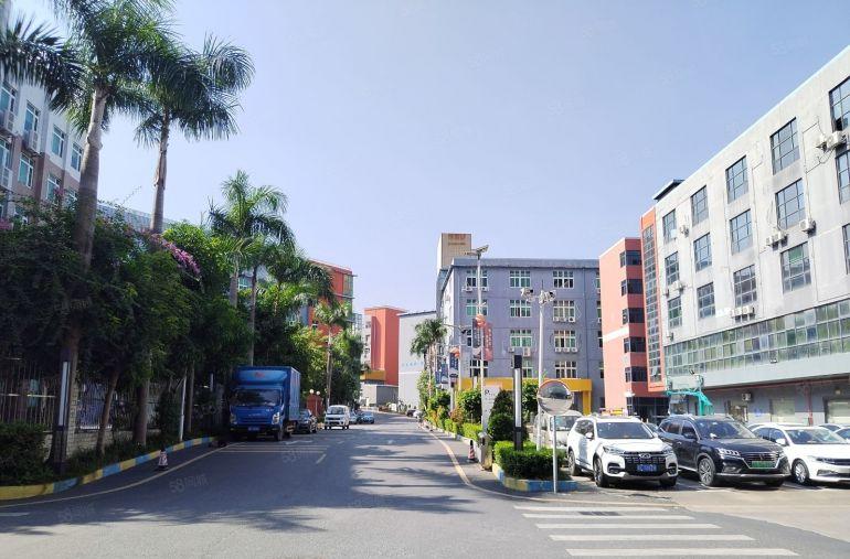 龙岗龙东原房东工业园楼上1000平带装修前台厂房出租 可分租