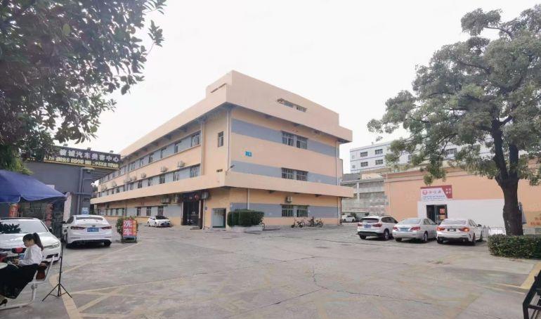 横岗六约地铁口附近新出楼上90平带精装修电商办公场地出租