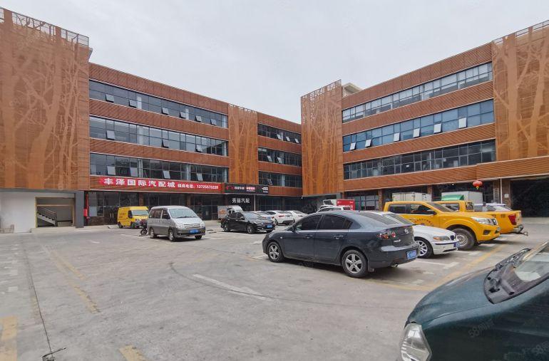 出租平湖富民工业区1200平标准厂房出租仓库招租500