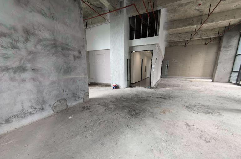 龙岗中心城办公室360平，租金有补贴可高达百分之80