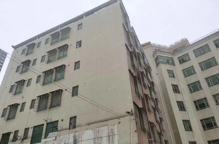 龙岗地铁口宿舍公寓包租公寓整租房东直租合同5年以上