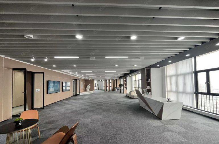 爱联地铁口500平精装厂房办公室20元大小分租