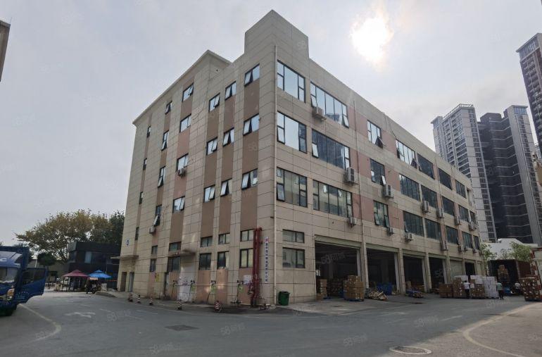 横岗六约地铁站附近楼上1000平方带精装修办公室仓库厂房出租