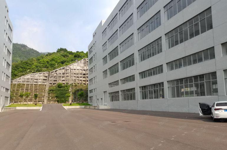 深圳横岗独门独院一楼仓库厂房出租1800平方  独立停车位