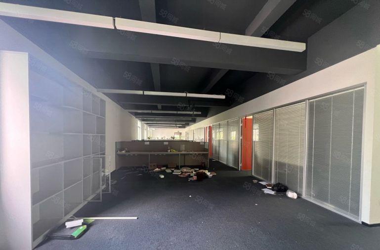 横岗经典小独院3500平厂房加宿舍全部精装修带现成办公ktv