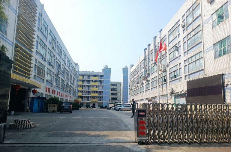 平湖埔城坳高速出口新出红本独院12800平厂房出租