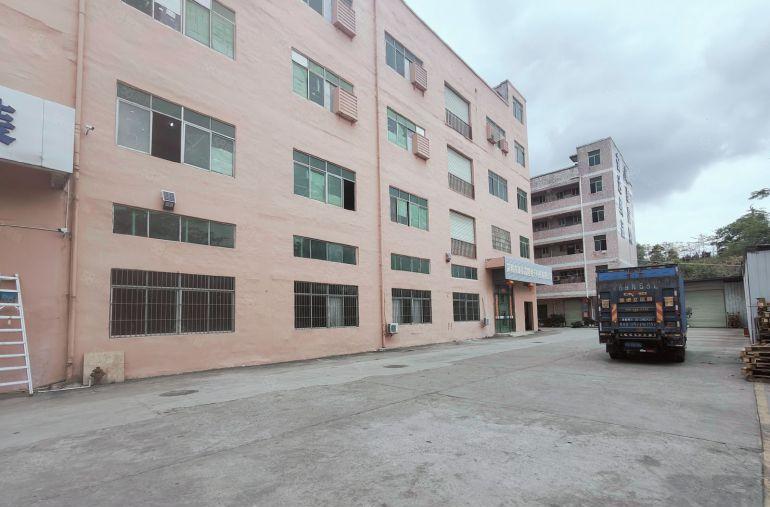 龙岗中心城附近8000平独院厂房出租可分租