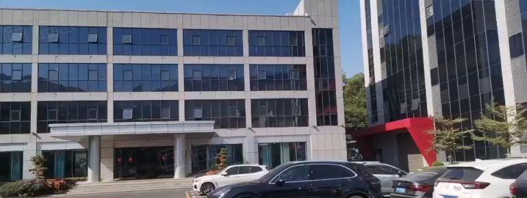 吉祥地铁口，中心城精装修办公室200平办公室仓库厂房出出租