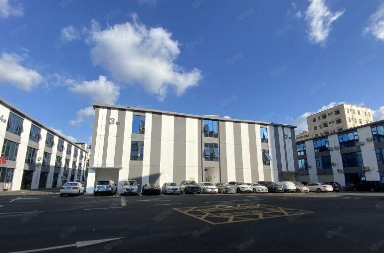 100平横岗地铁口创意园新出300平精装研发办公仓库厂房出租