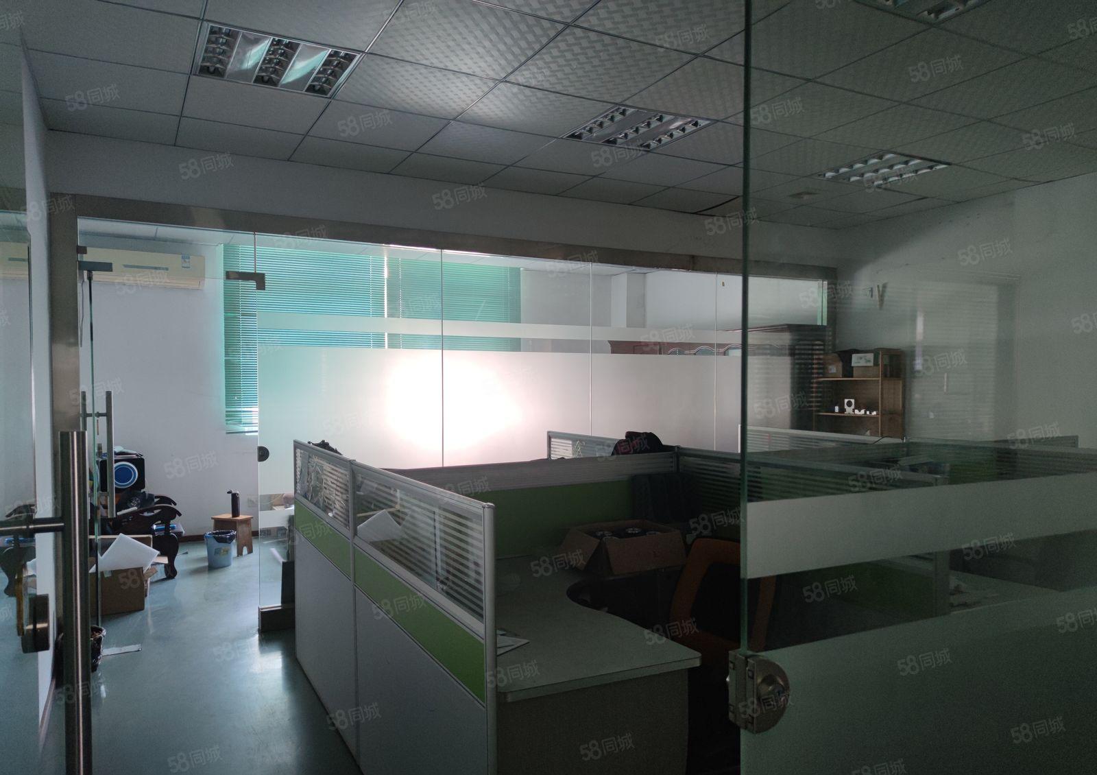 龙岗中心城新生社区独栋厂房12楼每层1200平方，可分租