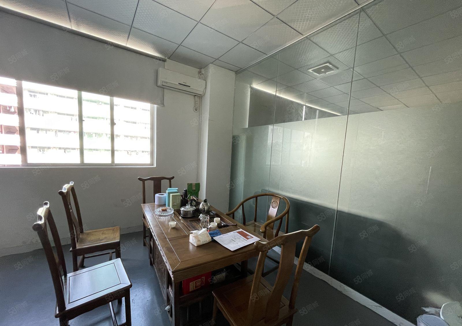 业主直租带装修！龙岗南联新出625平整层厂房出租现成水电