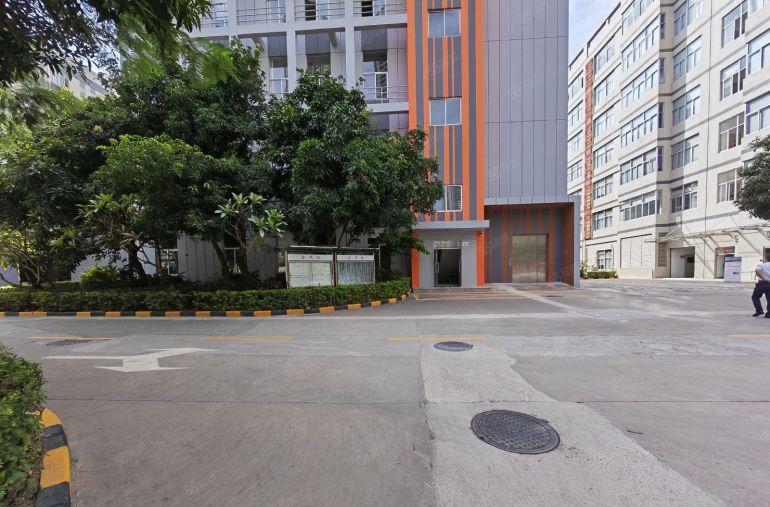 龙岗宝原房东大型科技园楼上带装修1500平红本厂房仓库出租