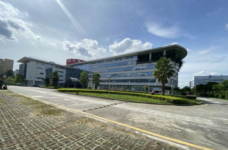 层高6米原房东自主招租宝龙科技园新出2000平一楼厂房出租