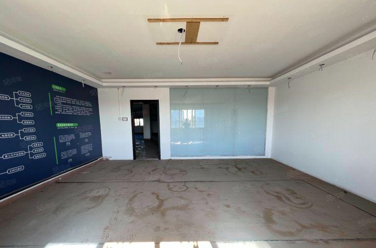 龙岗龙东地铁口原房东独门独院厂房4000平方电商办公仓库出租