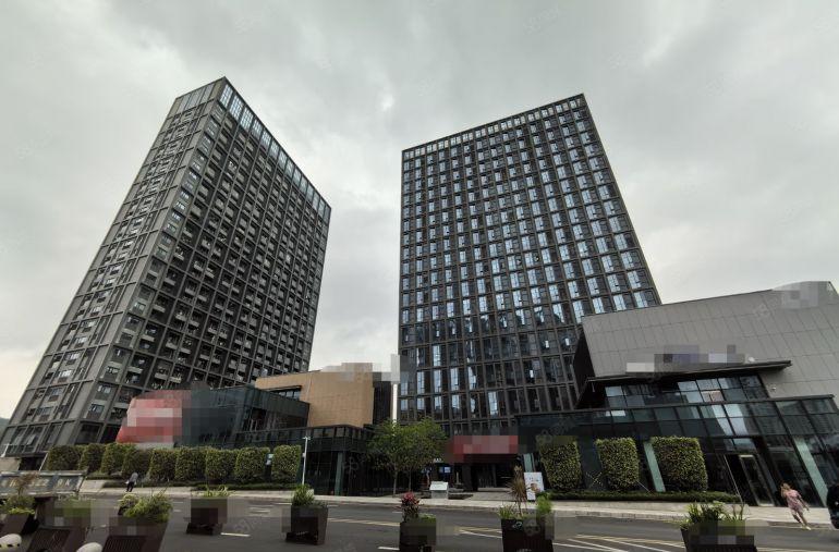 龙岗中心城工业上楼办公室550平精装修，补贴可高达80%