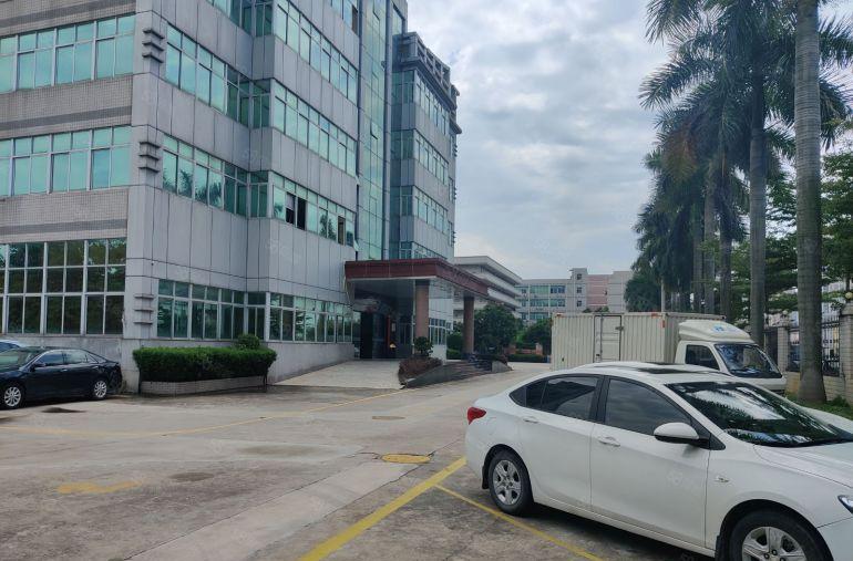 龙岗宝龙工业园厂房1000平出租带精装修大小可分原房东易招工