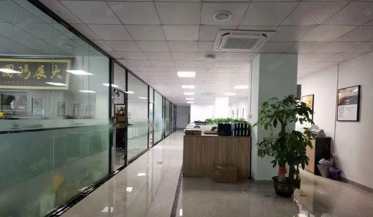 18块厂房出租龙岗南联3楼800平仓库出租精装修300平起租