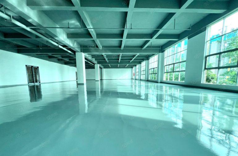 横岗精装修1300平全落地窗，消防喷淋空地大，大货车随意掉头