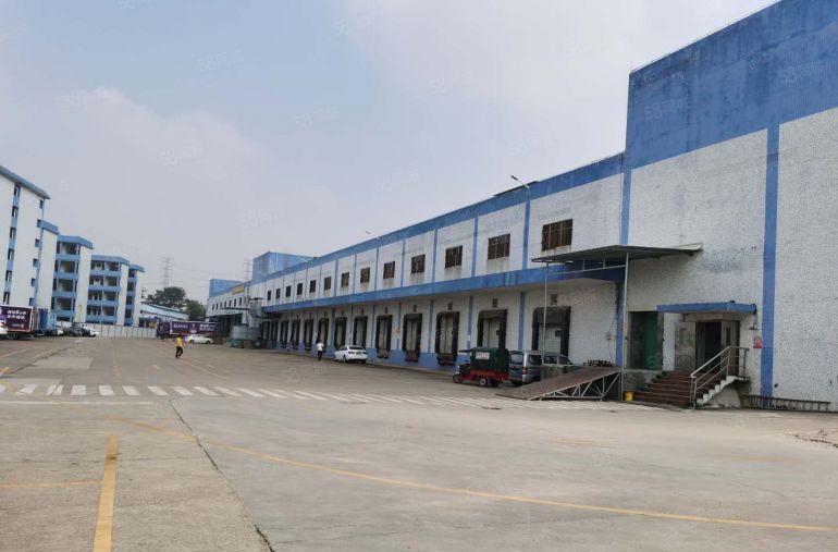 公摊小！价格美丽！坂田上雪2000平厂房仓库低价出租