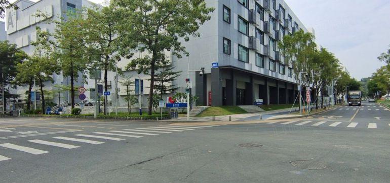 300平方起龙岗宝龙原房东科技园3200平方一楼厂房仓库出租