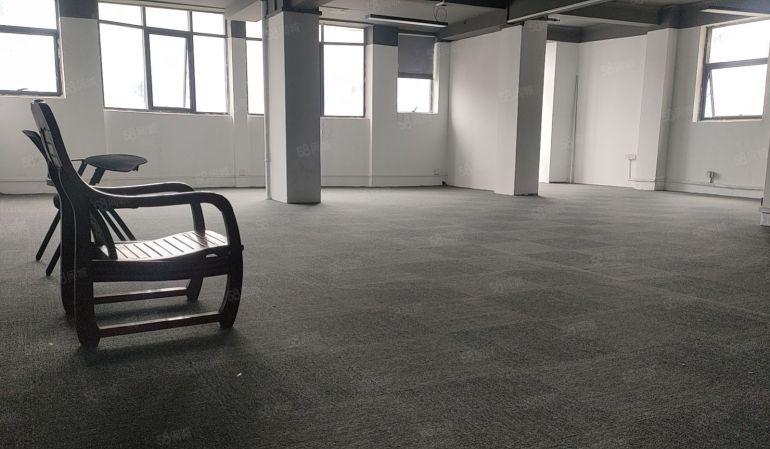 平湖华南城1号馆附近新出3楼328平方厂房仓库出租