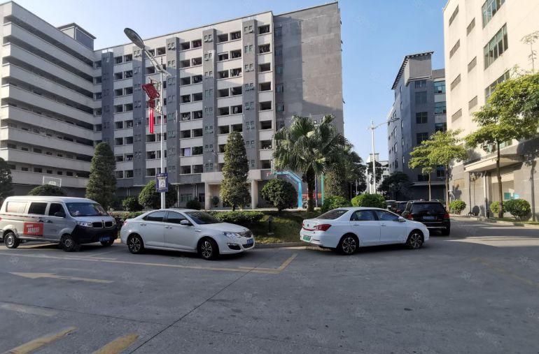 200平起坂田地铁口产业园1000平精装办公仓库厂房出租分租