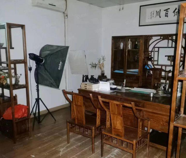 横岗现成珠宝装修厂房395平免转让费低价出租