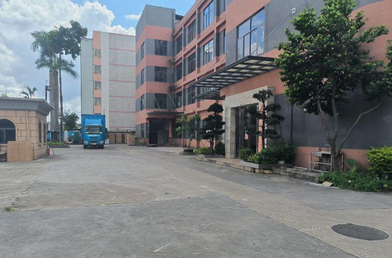 平湖原房东独院6300平方厂房仓库出租带红本实际面积可办环评