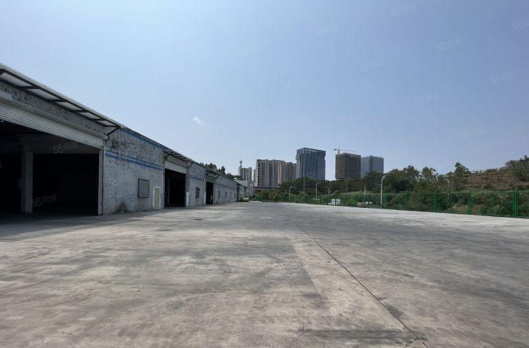 630平的单一层独院空地1000平 龙岗中心城附近 主干道旁