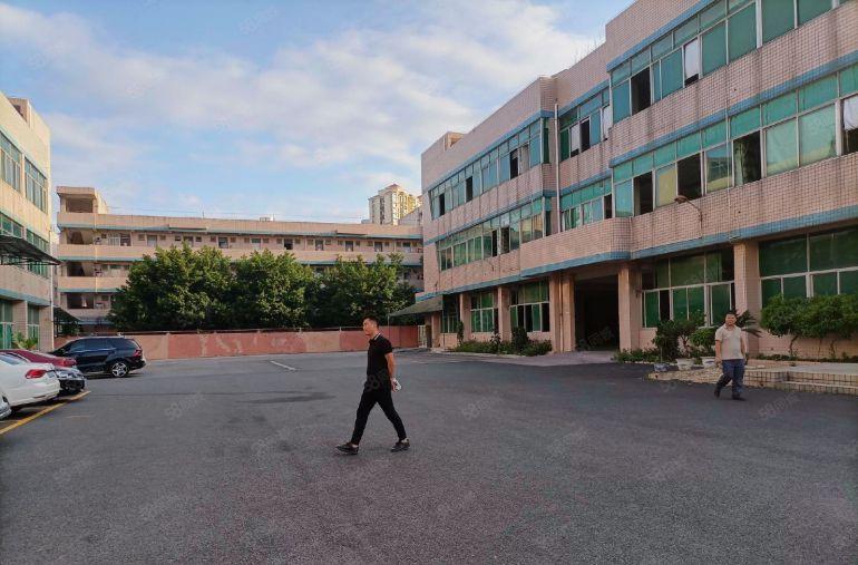 平湖新出二楼1480平方厂房仓库出租大小分租水电齐全交通方便