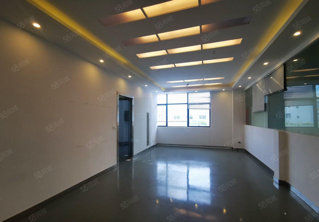 现成装修！龙岗坂田布吉地铁口电商园楼上300平办公室仓库出租