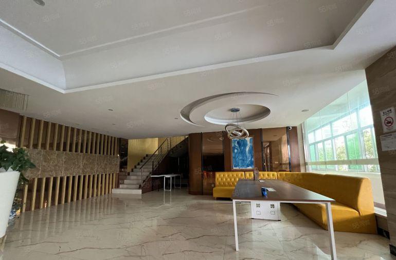 坂田地铁口电商园带家私200至800平方出租带精装修拎包入驻