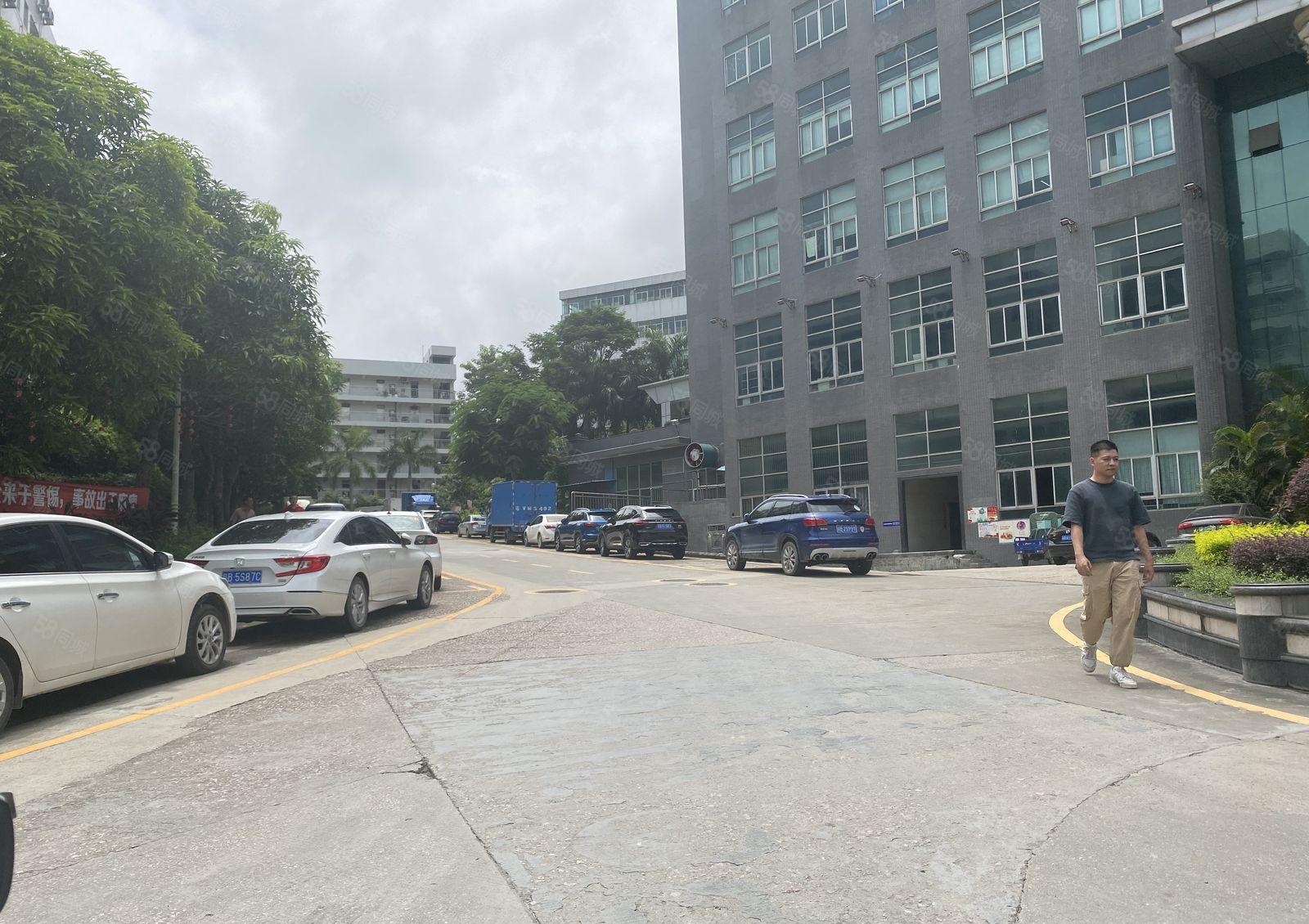 横岗四联工业园1万平厂房出租300平分租精装修珠宝可办环评