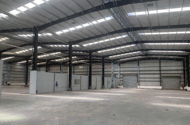 横岗六约5000平独院钢构层高7米28元大小分租