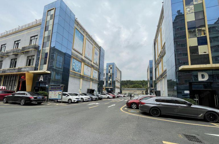 低至25元爱联地铁口附近电商园新出200平精装仓库厂房 出租