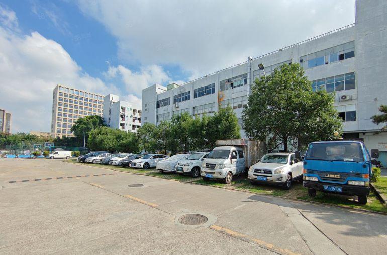 300平起龙岗宝龙工业园区原房东红本厂房办公仓库出租可分租