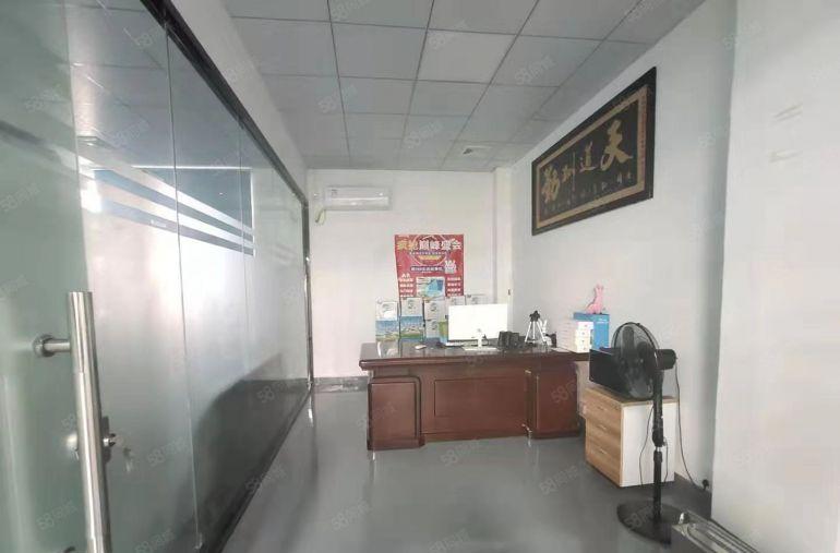 龙岗中心城新出楼上1000平办公室仓库厂房出租