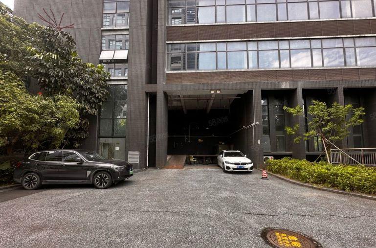 龙岗宝龙独院厂房20000平出租，200平起租 可分租