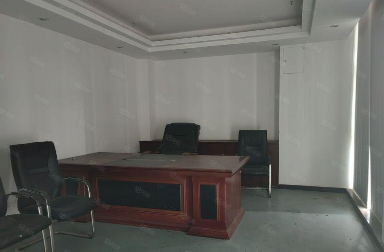 龙岗爱联电商产业园二500平精装修厂房出租报价20元 可分租