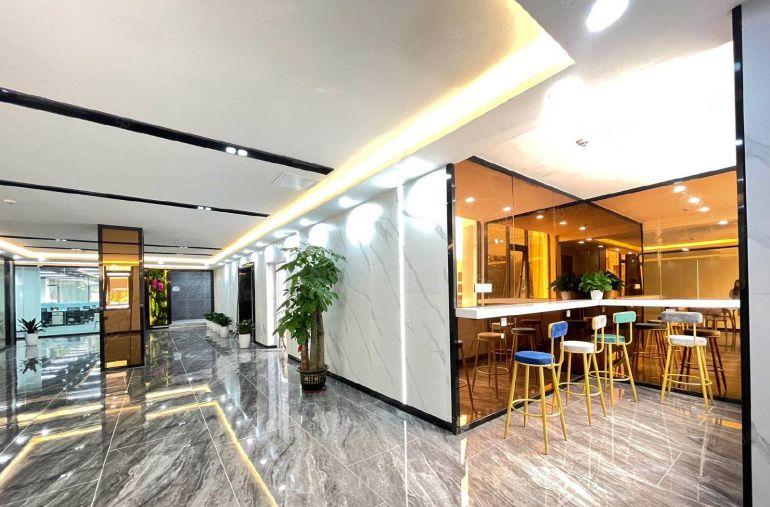 坂田地铁站厂房办公室400平方，350平方现成装修出租带空调