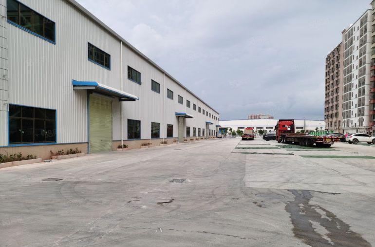 平湖钢结构仓出租高速口单一层15000平滴水9米大小面积可分