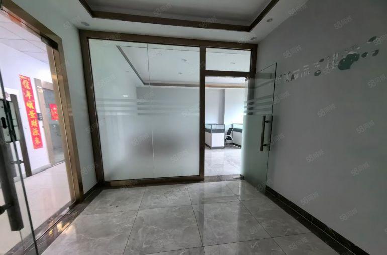 100平米精装办公室 布吉丹竹头地铁口 21格局家具免费送